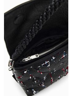   Desiguál női fedeles kézitáska plusz vállpánttal hímzett fekete