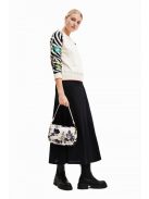 Desigual átvetős fehér válltáska fedeles fekete virágokkal