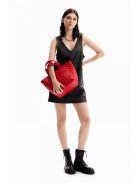 Desigual női kézi táska feliratos piros