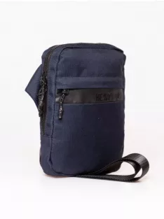   HeavyTools testhez simuló férfi válltáska Egnon23 sötétkék