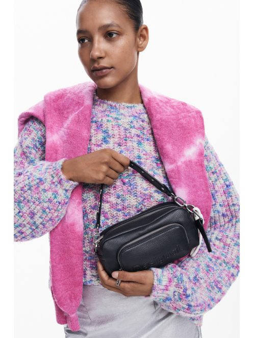 Desigual mini válltáska plusz pánttal domború logós fekete