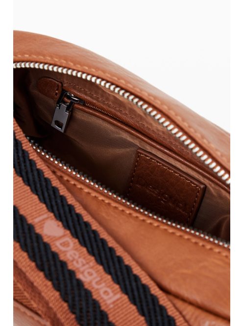 Desigual mini válltáska plusz pánttal domború logós barna
