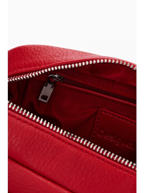 Desigual mini válltáska plusz pánttal domború logós piros