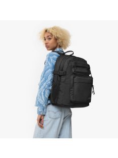 Eastpak Double PRO sok zsebes laptophátizsák fekete