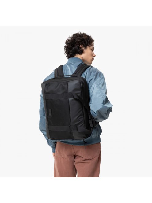 Eastpak MULTIPAK Cnnct Coat laptoptartós hátizsák és válltáska elegáns fekete