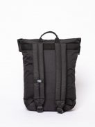 HeavyTools laptoptartós hátizsák lehajtható fedeles EFERIN fekete