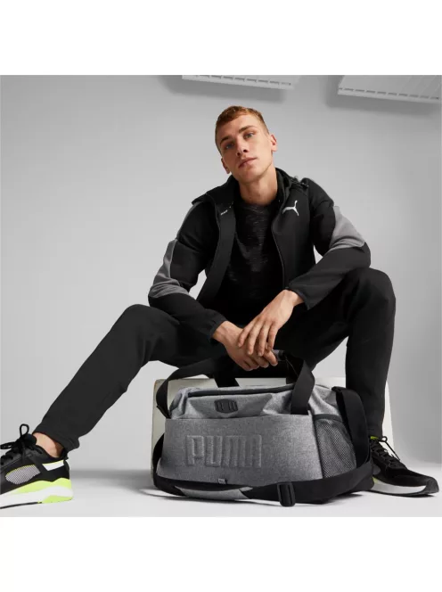 Puma elegáns kis méretű S sporttáska domború feliratos fekete