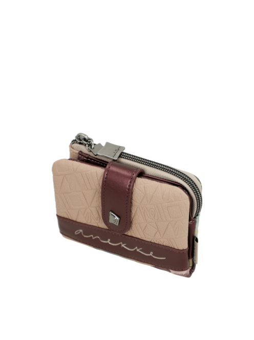 Anekke kis pénztárca Evolúció