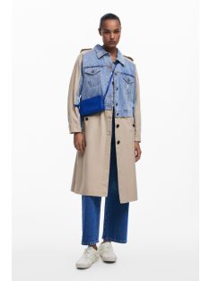 MONE_HALF JULIA FANTASY