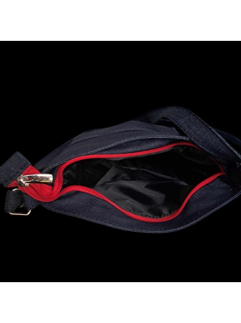 Farmer táska népi motívummal hímzett