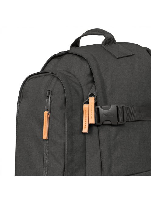 Eastpak SMALLKER S hátizsák laptoptartós 17 inch farmer fekete