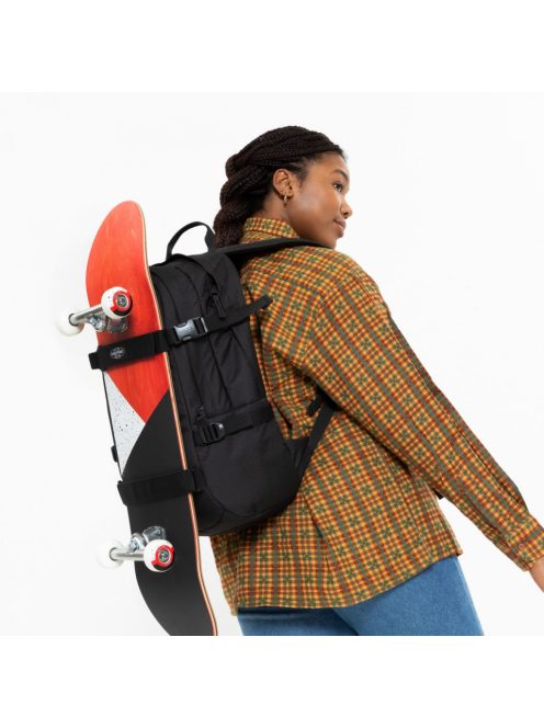 Eastpak Getter deszka tartós sok zsebes hátizsák fekete