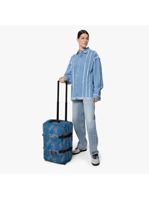 Eastpak TRANVERZ S kézipoggyász vászon sportos bőrönd kék pálma