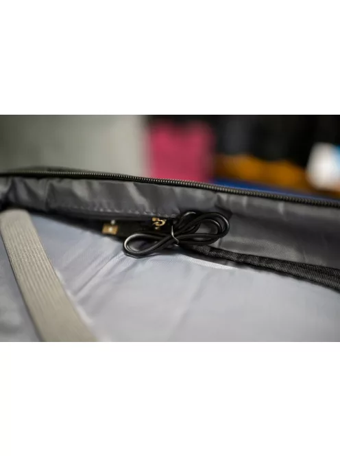 Kézipoggyász kabin USB hátizsák 20 x 30 x 40 bordó