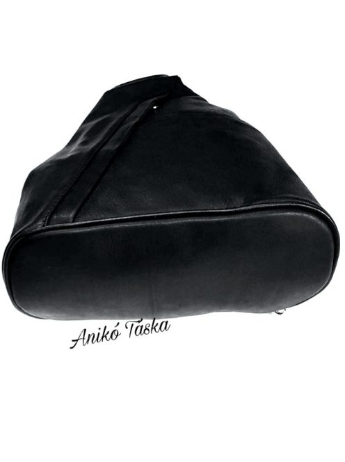 MaxModa olasz bőr háromszög háti fekete