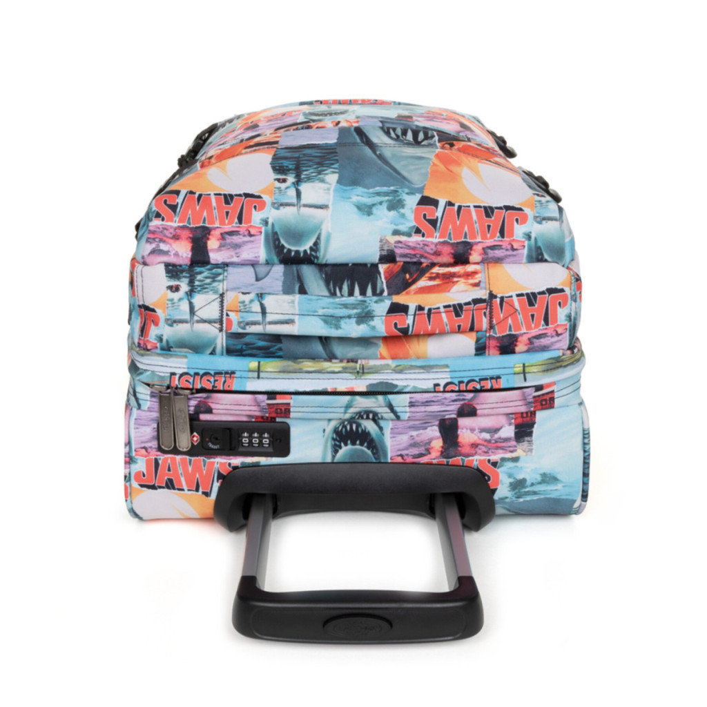 Eastpak TRANSIT'R S kézipoggyász vászon bőrönd A CÁPA mintás